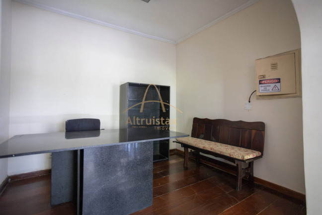 Imagem Casa com 3 Quartos à Venda, 480 m² em Três Montanhas - Osasco Imagem Casa com 3 Quartos à Venda, 480 m² em Três Montanhas - Osasco