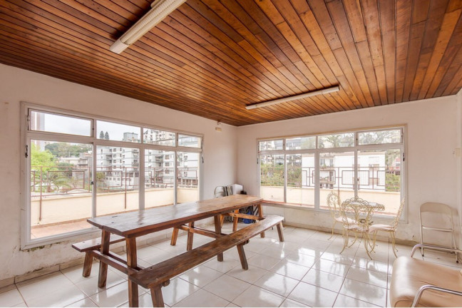 Imagem Apartamento com 2 Quartos à Venda, 75 m² em Higienópolis - Porto Alegre Imagem Apartamento com 2 Quartos à Venda, 75 m² em Higienópolis - Porto Alegre