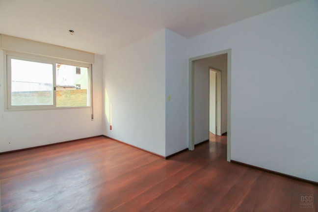 Imagem Imóvel com 2 Quartos à Venda, 56 m² em Cristal - Porto Alegre Imagem Imóvel com 2 Quartos à Venda, 56 m² em Cristal - Porto Alegre