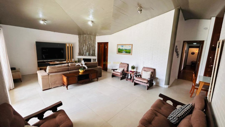 Imagem Casa com 5 Quartos à Venda, 318 m² em Atlântida - Xangri-lá Imagem Casa com 5 Quartos à Venda, 318 m² em Atlântida - Xangri-lá