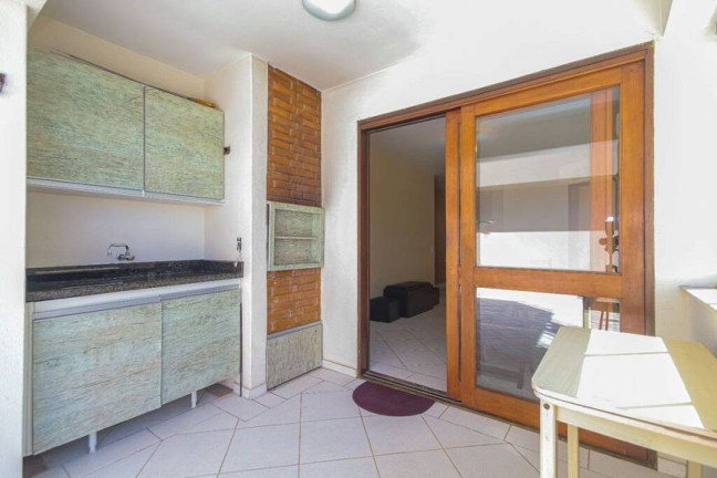Imagem Imóvel com 3 Quartos à Venda, em Tristeza - Porto Alegre Imagem Imóvel com 3 Quartos à Venda, em Tristeza - Porto Alegre