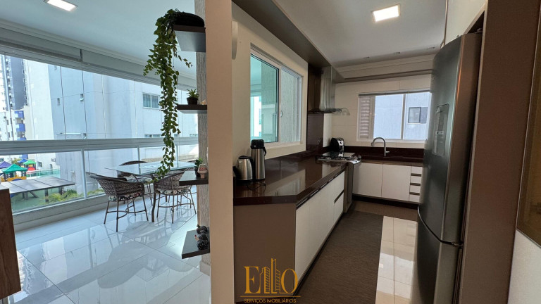 Imagem Apartamento com 3 Quartos à Venda, 133 m² em Meia Praia - Itapema Imagem Apartamento com 3 Quartos à Venda, 133 m² em Meia Praia - Itapema