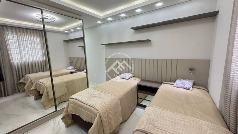 Imagem Apartamento com 4 Quartos à Venda, 162 m² em Meia Praia - Itapema Imagem Apartamento com 4 Quartos à Venda, 162 m² em Meia Praia - Itapema
