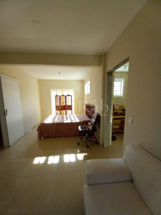 Imagem Sobrado com 4 Quartos à Venda, 200 m² em Centro - Balneário Camboriú Imagem Sobrado com 4 Quartos à Venda, 200 m² em Centro - Balneário Camboriú