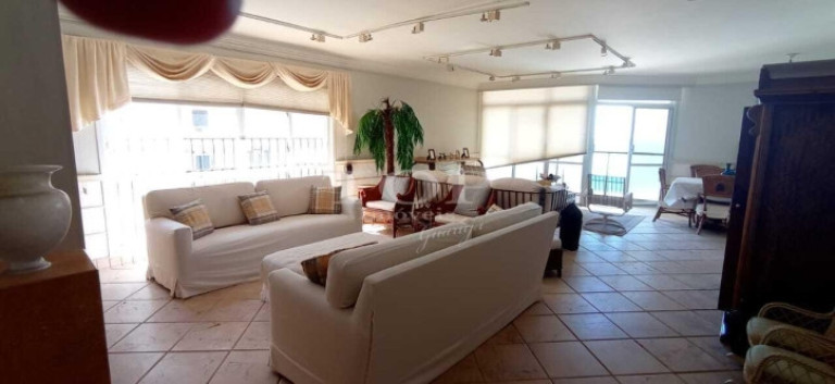 Imagem Apartamento com 4 Quartos à Venda, 215 m² em Pitangueiras - Guarujá