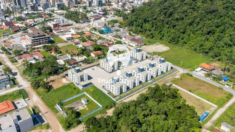 Imagem Apartamento com 2 Quartos à Venda, 48 m² em Caiobá - Matinhos Imagem Apartamento com 2 Quartos à Venda, 48 m² em Caiobá - Matinhos