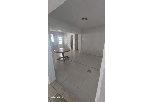 Imagem Casa com 3 Quartos à Venda, 280 m² em Partenon - Porto Alegre Imagem Casa com 3 Quartos à Venda, 280 m² em Partenon - Porto Alegre