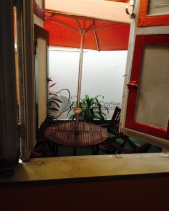 Imagem Imóvel com 2 Quartos à Venda, 85 m² em Centro - Niterói Imagem Imóvel com 2 Quartos à Venda, 85 m² em Centro - Niterói