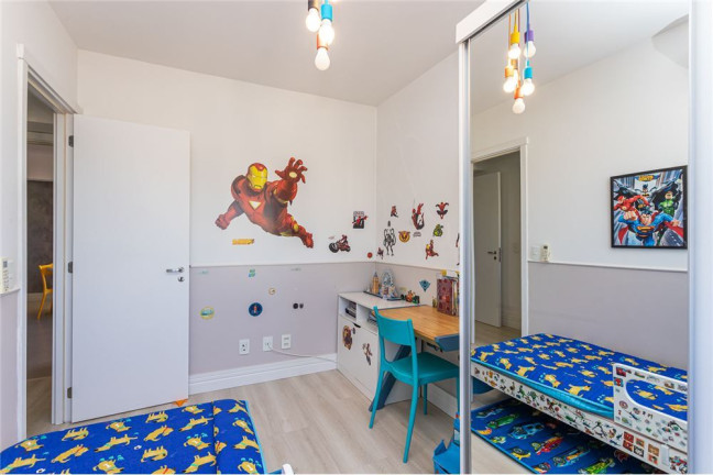 Imagem Imóvel com 2 Quartos à Venda, em Boa Vista - Porto Alegre Imagem Imóvel com 2 Quartos à Venda, em Boa Vista - Porto Alegre