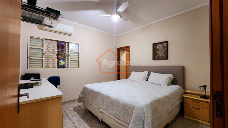 Imagem Casa com 3 Quartos à Venda, 208 m² em Jardim Murayama - Mogi Mirim Imagem Casa com 3 Quartos à Venda, 208 m² em Jardim Murayama - Mogi Mirim
