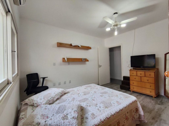 Imagem Imóvel com 4 Quartos à Venda, em Belém Novo - Porto Alegre Imagem Imóvel com 4 Quartos à Venda, em Belém Novo - Porto Alegre