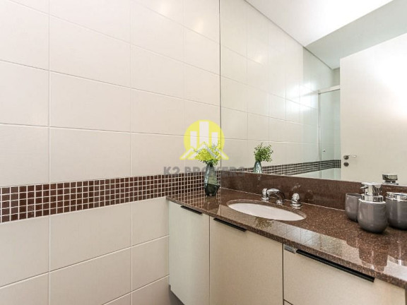 Imagem Apartamento com 3 Quartos à Venda, 176 m² em Cabral - Curitiba