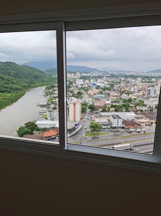 Imagem Imóvel com 3 Quartos à Venda, 138 m² em Centro - Balneário Camboriú Imagem Imóvel com 3 Quartos à Venda, 138 m² em Centro - Balneário Camboriú