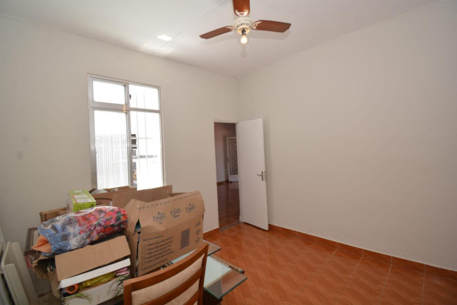 Imagem Casa com 2 Quartos à Venda, 72 m² em Marechal Hermes - Rio De Janeiro