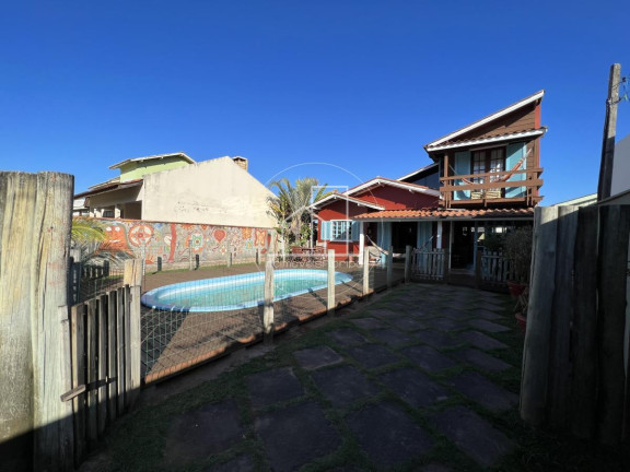 Imagem Casa com 3 Quartos à Venda, 150 m² em São João Do Rio Vermelho - Florianópolis