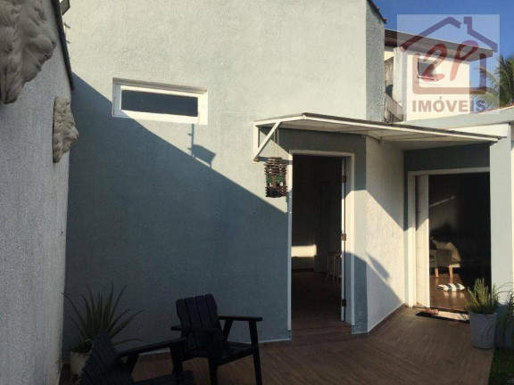 Imagem Casa com 3 Quartos à Venda, 230 m² em Centro - Caçapava Imagem Casa com 3 Quartos à Venda, 230 m² em Centro - Caçapava