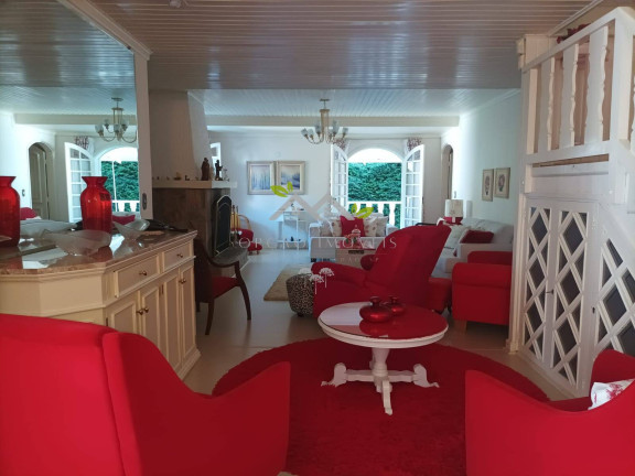 Imagem Casa com 3 Quartos à Venda, 400 m² em Alto Do Capivari - Campos Do Jordão Imagem Casa com 3 Quartos à Venda, 400 m² em Alto Do Capivari - Campos Do Jordão