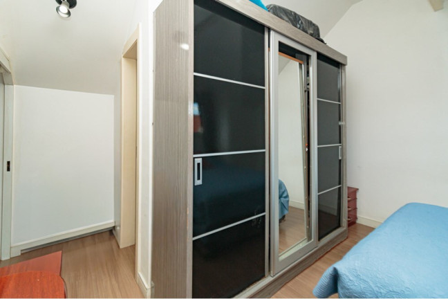 Imagem Casa com 4 Quartos à Venda, 144 m² em Sarandi - Porto Alegre Imagem Casa com 4 Quartos à Venda, 144 m² em Sarandi - Porto Alegre