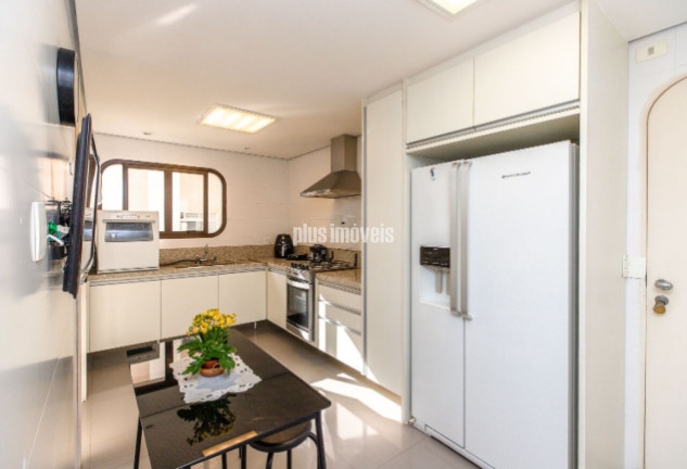 Imagem Apartamento com 3 Quartos à Venda, 120 m² em Moema - São Paulo