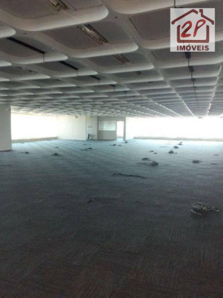 Imagem Sala Comercial à Venda ou Locação, 2.844 m² em Jardim São Luís (zona Sul) - São Paulo Imagem Sala Comercial à Venda ou Locação, 2.844 m² em Jardim São Luís (zona Sul) - São Paulo