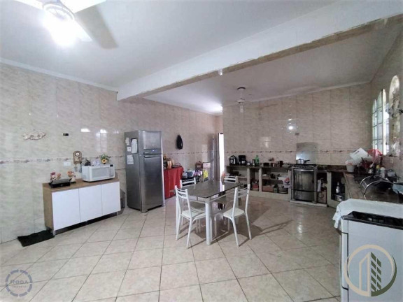 Imagem Casa com 4 Quartos à Venda, 357 m² em Campo Grande - Santos
