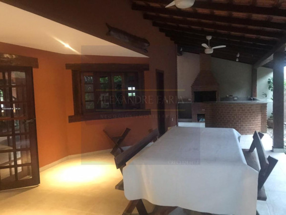 Imagem Casa com 3 Quartos para Temporada, 250 m² em Baleia - São Sebastião