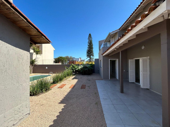 Imagem Imóvel com 4 Quartos à Venda, 221 m² em Rainha Do Mar - Xangri-lá Imagem Imóvel com 4 Quartos à Venda, 221 m² em Rainha Do Mar - Xangri-lá