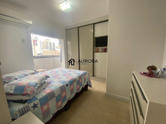 Imagem Apartamento com 3 Quartos à Venda, 105 m² em Centro - Balneário Camboriú Imagem Apartamento com 3 Quartos à Venda, 105 m² em Centro - Balneário Camboriú
