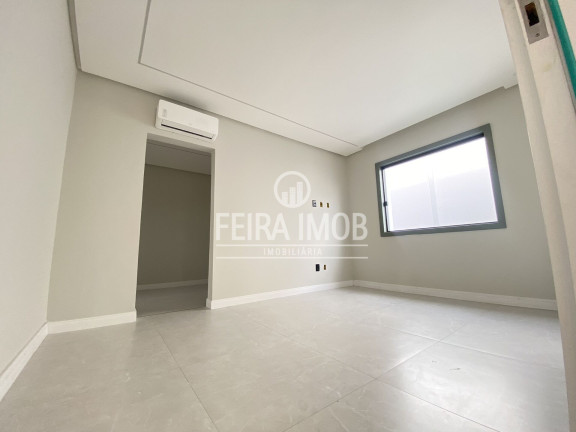 Imagem Casa com 4 Quartos à Venda, 260 m² em Papagaio - Feira De Santana Imagem Casa com 4 Quartos à Venda, 260 m² em Papagaio - Feira De Santana