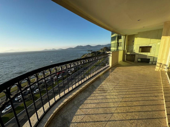 Imagem Apartamento com 4 Quartos à Venda, 316 m² em Agronômica - Florianópolis Imagem Apartamento com 4 Quartos à Venda, 316 m² em Agronômica - Florianópolis