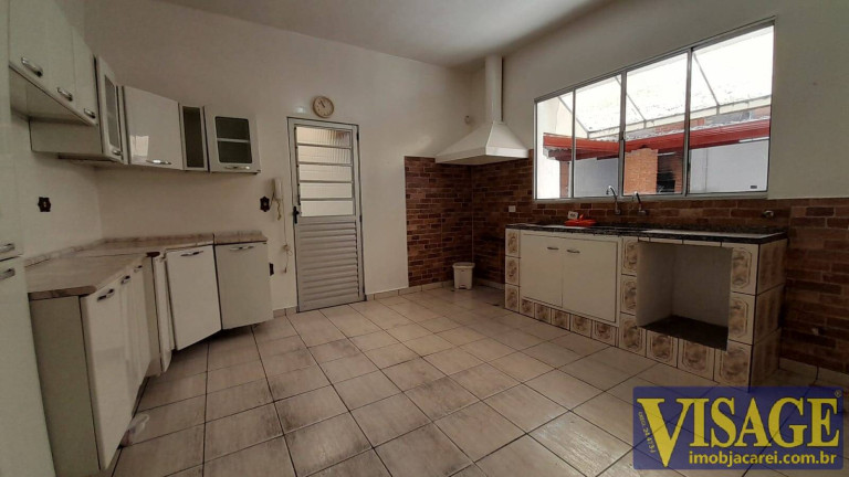 Imagem Casa com 3 Quartos à Venda, 218 m² em Centro - Jacareí Imagem Casa com 3 Quartos à Venda, 218 m² em Centro - Jacareí