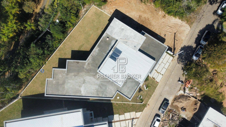 Imagem Casa com 4 Quartos à Venda, 400 m² em Quebra Frascos - Teresópolis Imagem Casa com 4 Quartos à Venda, 400 m² em Quebra Frascos - Teresópolis