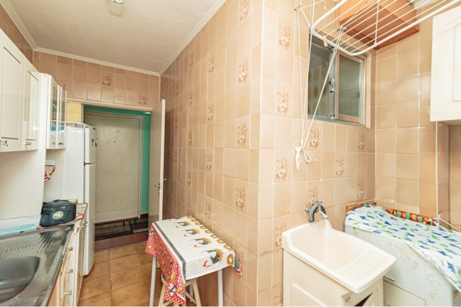 Imagem Imóvel com 1 Quarto à Venda, 43 m² em Jardim Sabará - Porto Alegre Imagem Imóvel com 1 Quarto à Venda, 43 m² em Jardim Sabará - Porto Alegre