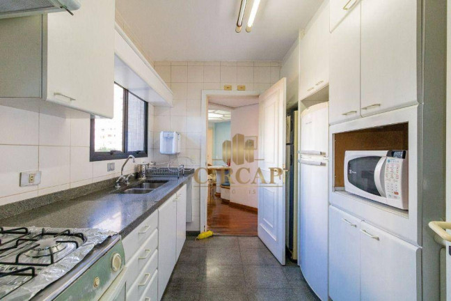 Imagem Apartamento com 3 Quartos à Venda, 256 m² em Aclimação - São Paulo