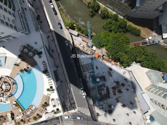 Imagem Imóvel com 4 Quartos à Venda, 150 m² em Centro - Balneário Camboriú Imagem Imóvel com 4 Quartos à Venda, 150 m² em Centro - Balneário Camboriú