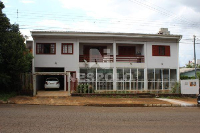 Casa com 3 Quartos à Venda,  em Maria Goretti - Chapeco