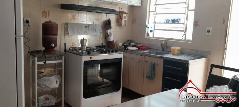 Imagem Casa com 2 Quartos à Venda, 64 m² em Jardim Califórnia - Jacareí