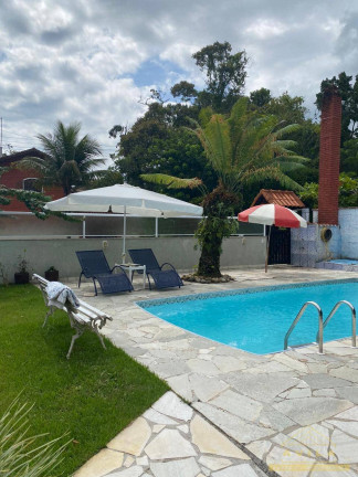 Casa com 3 Quartos à Venda,  em Bertioga
