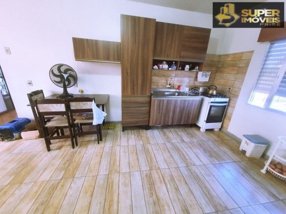 Imagem Casa com 3 Quartos à Venda, 300 m² em Três Vendas - Pelotas