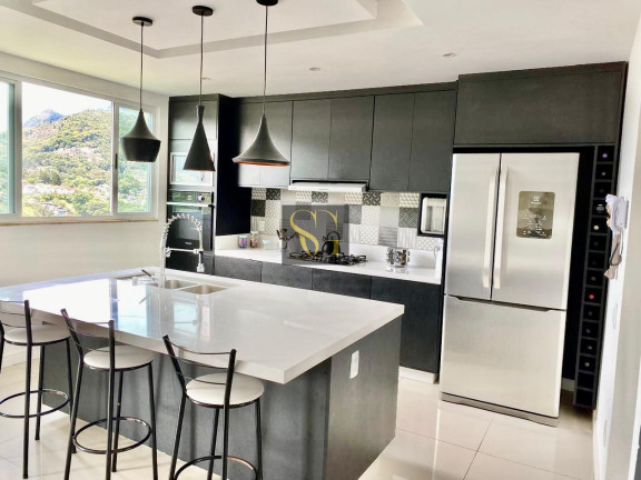 Imagem Casa com 3 Quartos à Venda, 250 m² em Agriões - Teresópolis Imagem Casa com 3 Quartos à Venda, 250 m² em Agriões - Teresópolis