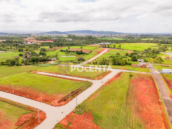 Imagem Terreno à Venda, 360 m² em Primeira Linha - Criciúma