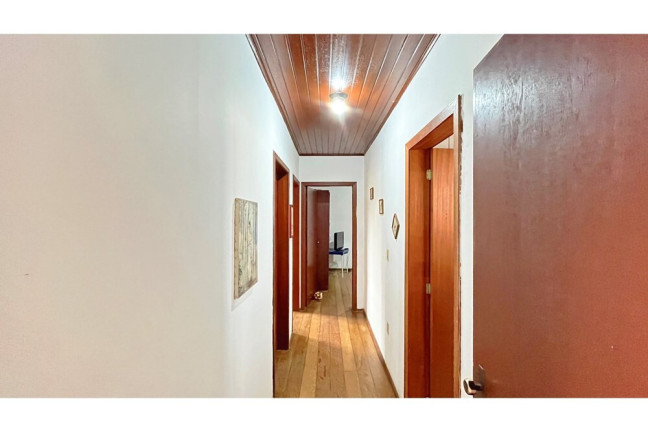 Imagem Casa com 3 Quartos à Venda, 368 m² em Ponta Grossa - Porto Alegre Imagem Casa com 3 Quartos à Venda, 368 m² em Ponta Grossa - Porto Alegre