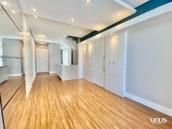 Imagem Cobertura com 3 Quartos à Venda, 135 m² em Coqueiros - Florianópolis Imagem Cobertura com 3 Quartos à Venda, 135 m² em Coqueiros - Florianópolis