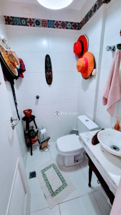Imagem Apartamento com 2 Quartos à Venda, 112 m² em Gonzaga - Santos Imagem Apartamento com 2 Quartos à Venda, 112 m² em Gonzaga - Santos