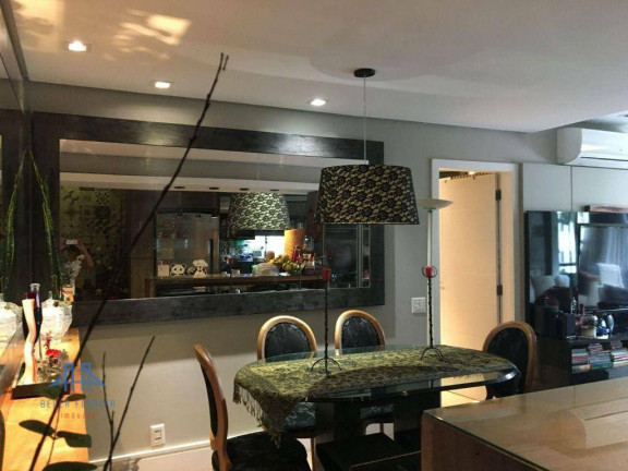Imagem Apartamento com 2 Quartos à Venda, 81 m² em Centro - Florianópolis Imagem Apartamento com 2 Quartos à Venda, 81 m² em Centro - Florianópolis
