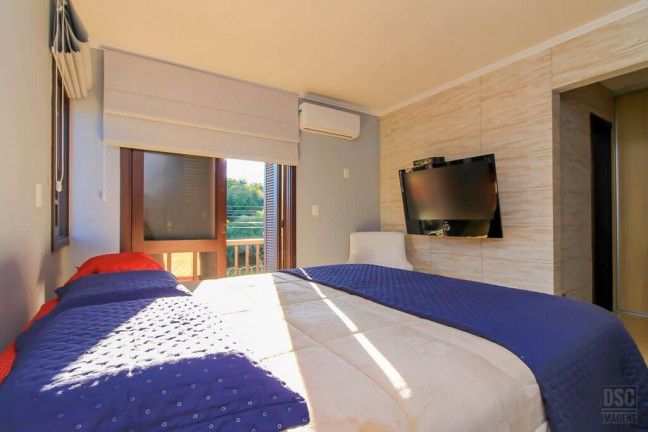 Imagem Casa de Condomínio com 3 Quartos à Venda, 266 m² em Ipanema - Porto Alegre Imagem Casa de Condomínio com 3 Quartos à Venda, 266 m² em Ipanema - Porto Alegre