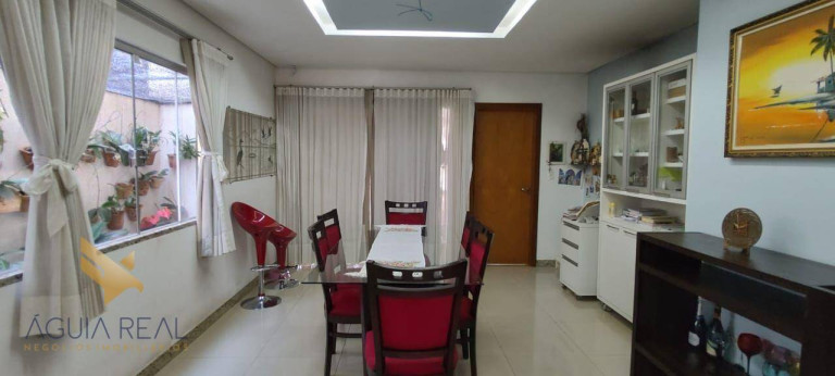 Imagem Casa com 3 Quartos à Venda, 165 m² em Vila Vilas Boas - Campo Grande Imagem Casa com 3 Quartos à Venda, 165 m² em Vila Vilas Boas - Campo Grande
