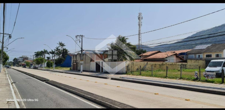 Imagem Terreno à Venda, 900 m² em Piratininga - Niterói Imagem Terreno à Venda, 900 m² em Piratininga - Niterói
