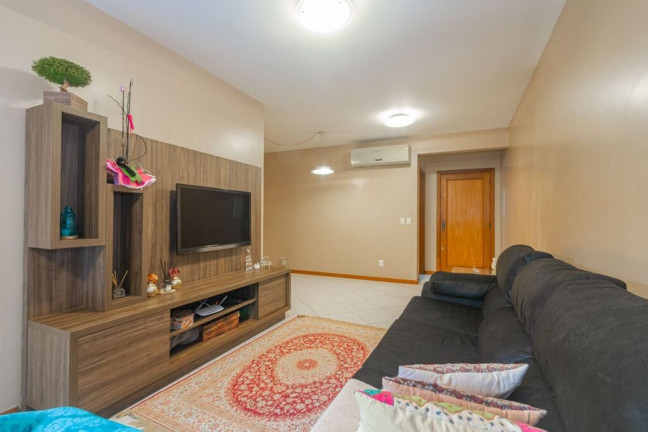 Imagem Imóvel com 3 Quartos à Venda, 100 m² em Moinhos De Vento - Porto Alegre
