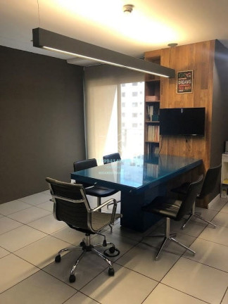 Sala Comercial à Venda, 41 m² em Moema - São Paulo